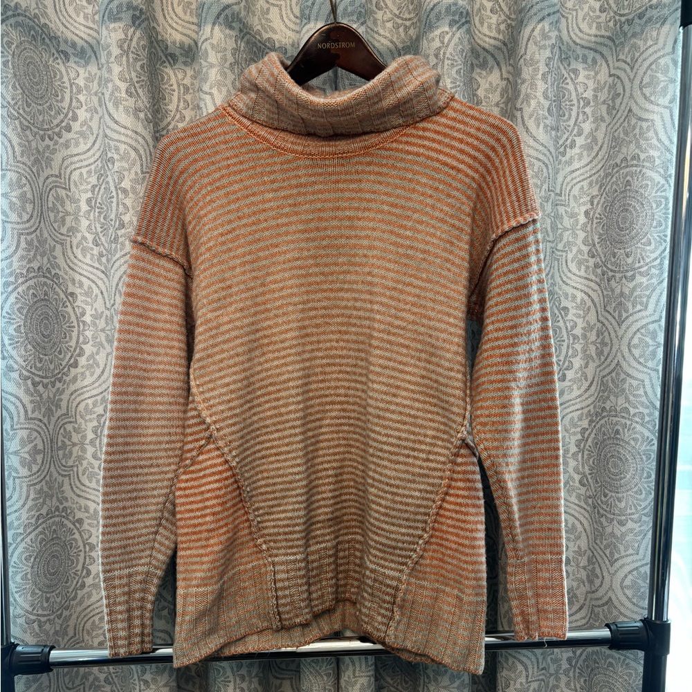 Rusty orange ombré turtleneck